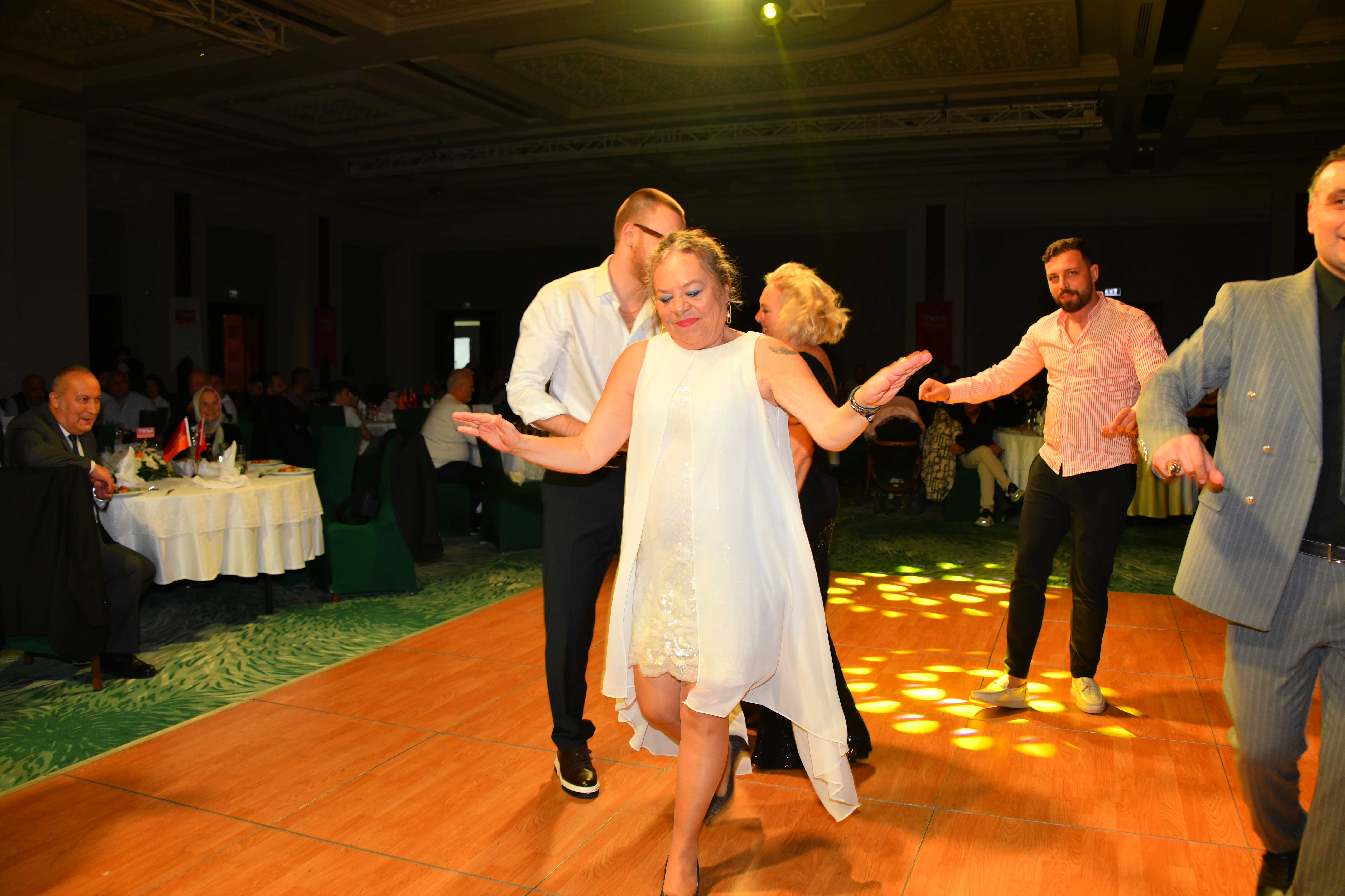 Tem Terazi 2023 Bayi Toplantıs Gala Gecesi